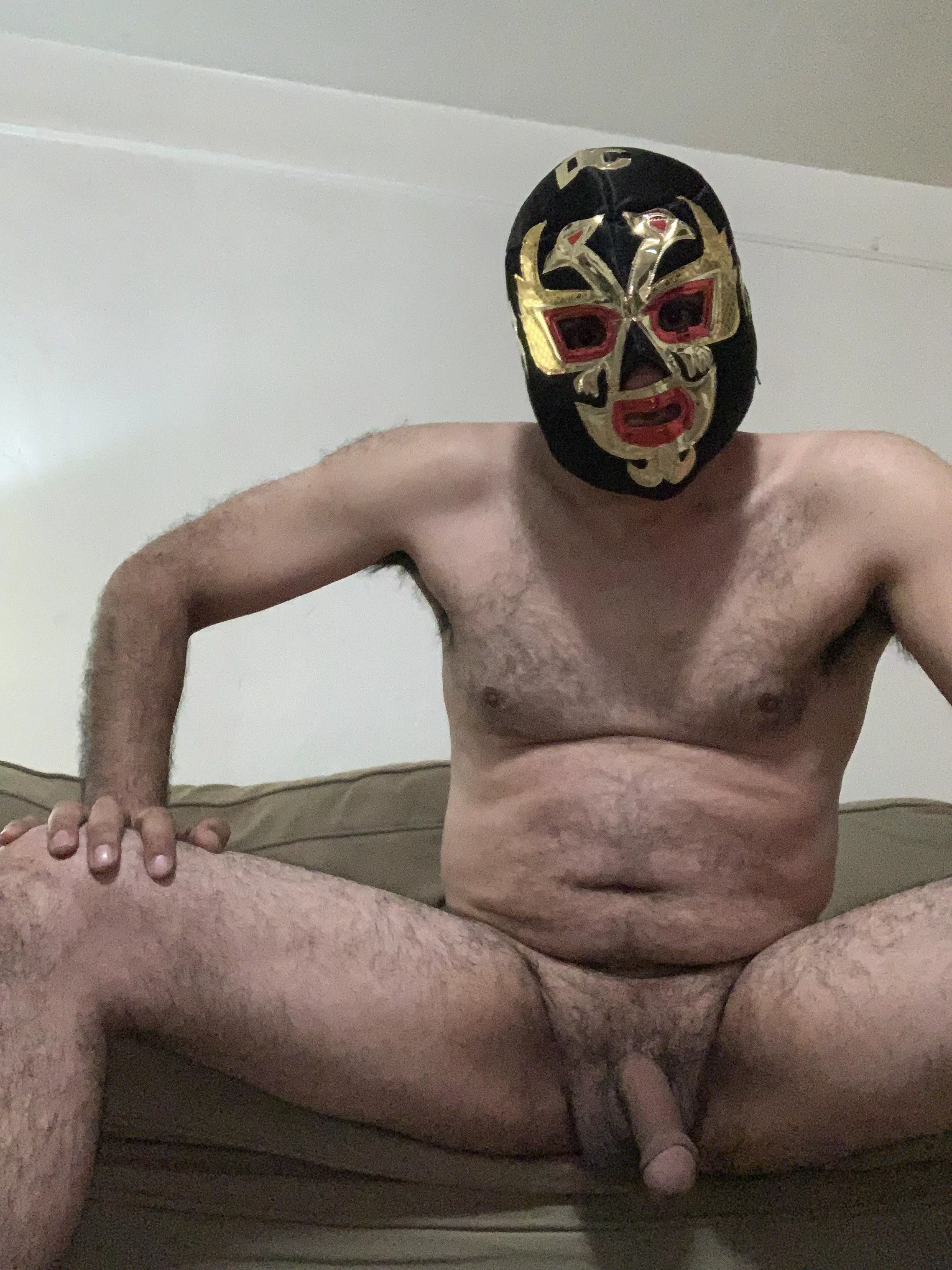 Let’s wrestle posted by Independent-Gain8277