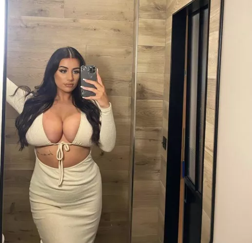 Massive by External_Algae_4264