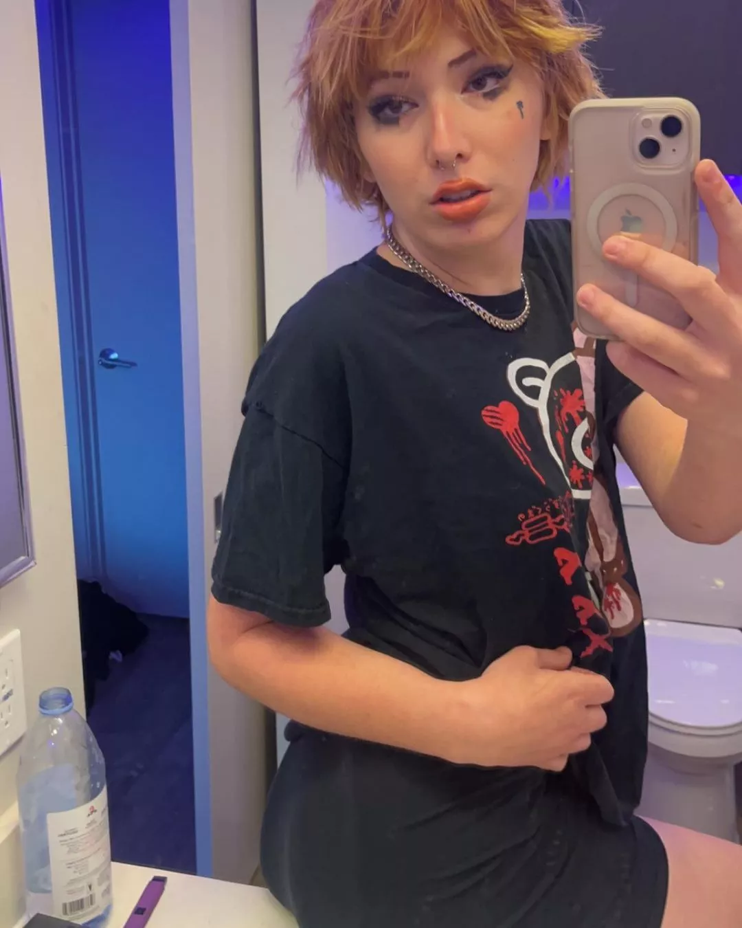 new hair, does it suit me? posted by PoisedUnification