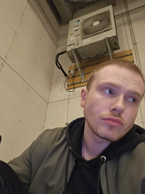 Rough day at work... but looking forward to the weekend! by YourVeryOwnGingerBoi