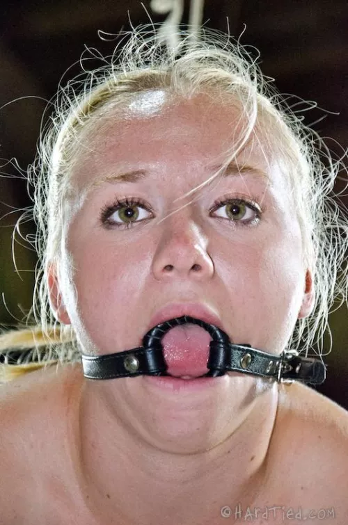 Sasha needs extra help keeping her mouth open while owner is in the room by throw4waykink