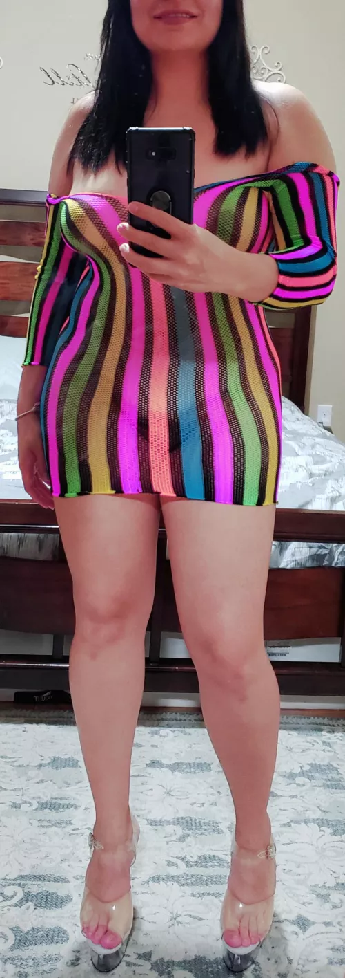 Time to put some color on the dance floor. by Faceless_Fantasy9