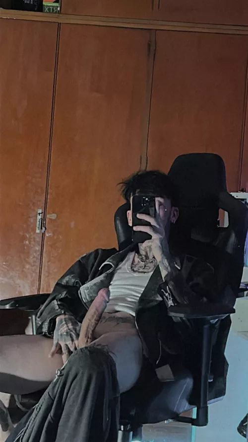 U want more nudes? by Scottyqk