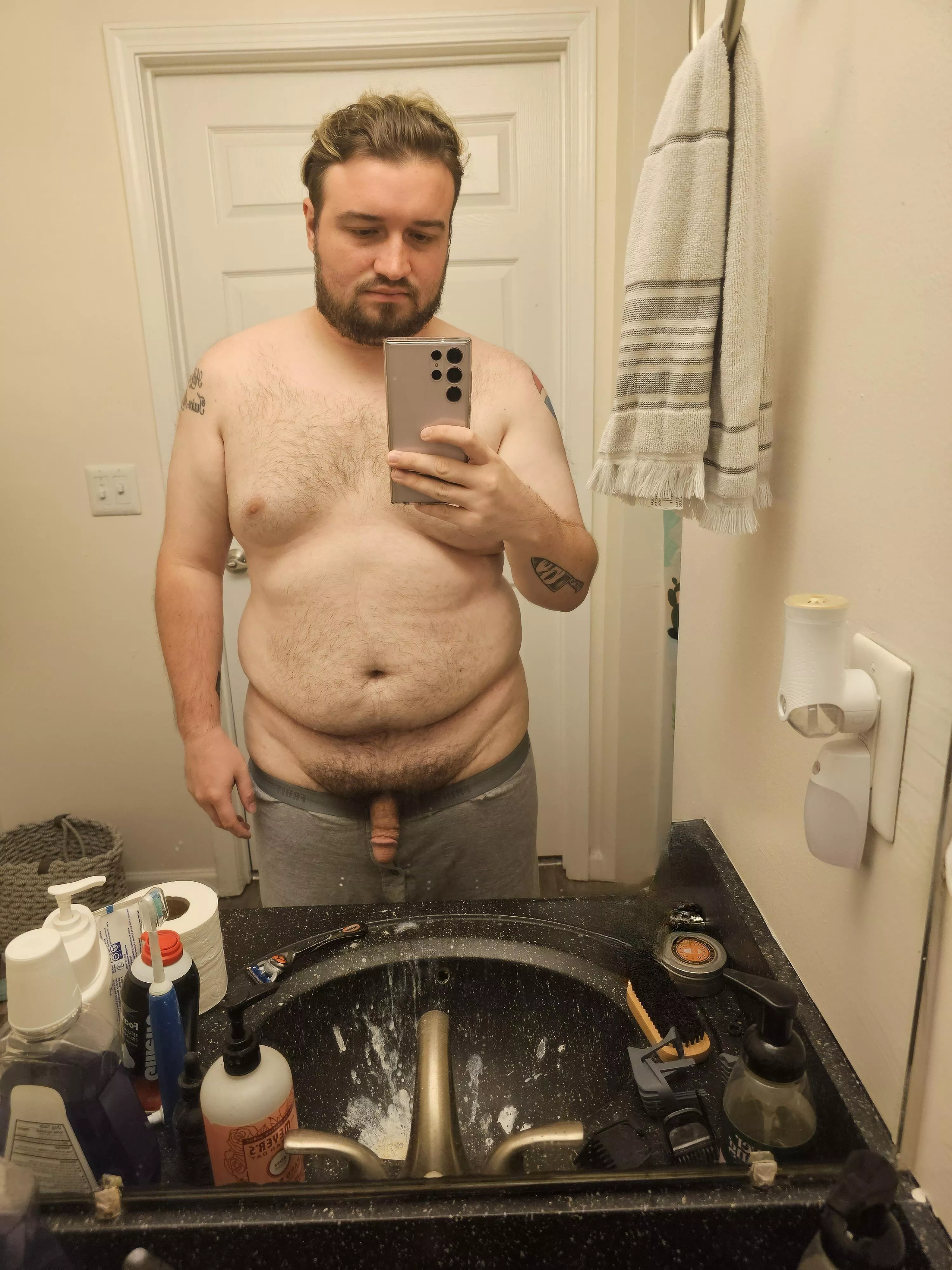 We should fuck in the shower together posted by Arc0w13