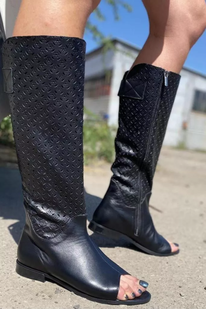 What do you all think of my new boots? posted by LeatherfighterGina