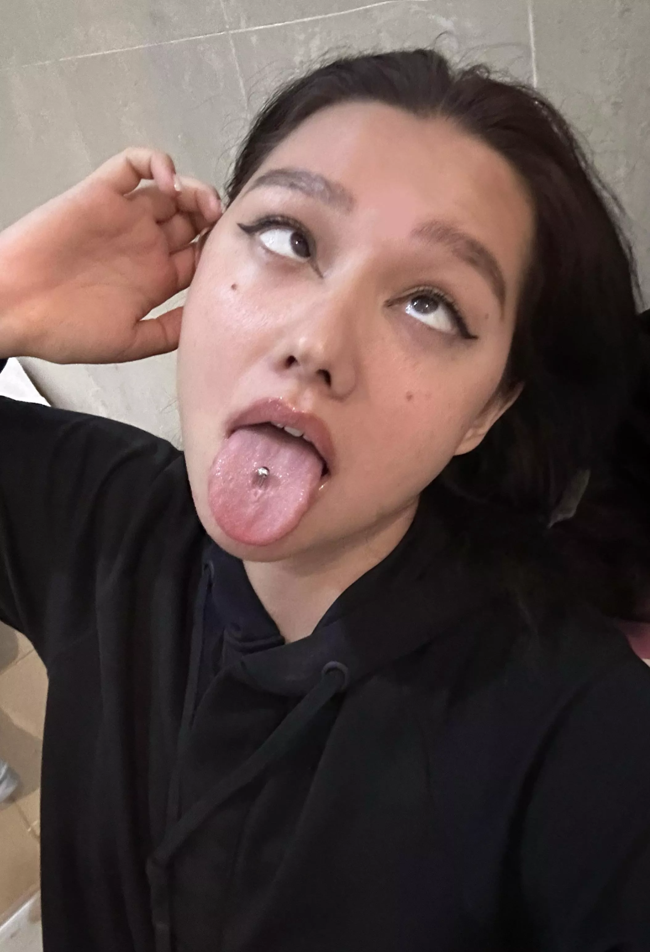 Would you cum in my mouth in a restaurant bathroom? posted by JuicyKateLove