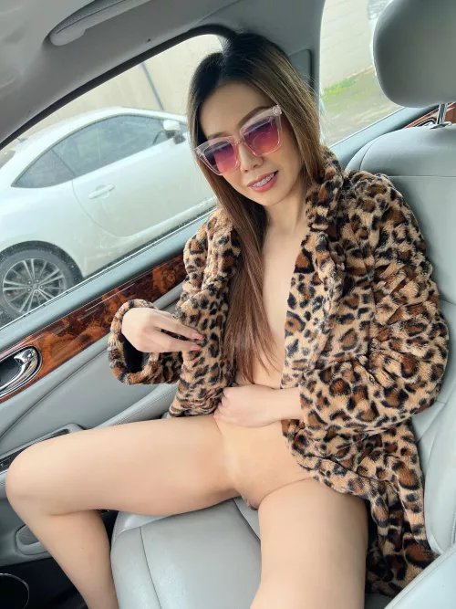 Would you fucked a 40 year old MILF? by CombedWriting