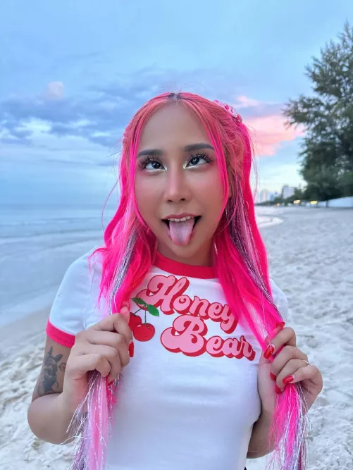 Ahegao on the beach by PomegranateFim