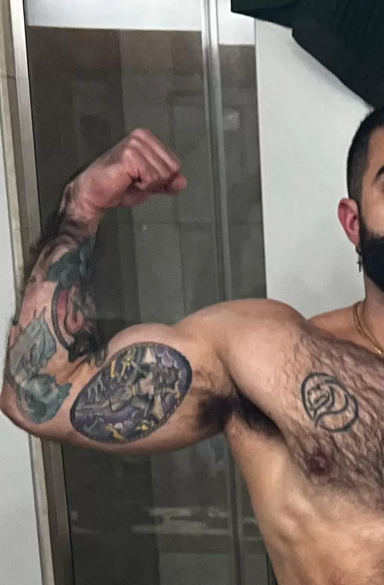 Alpha pits… get in there posted by MooseDaddy999