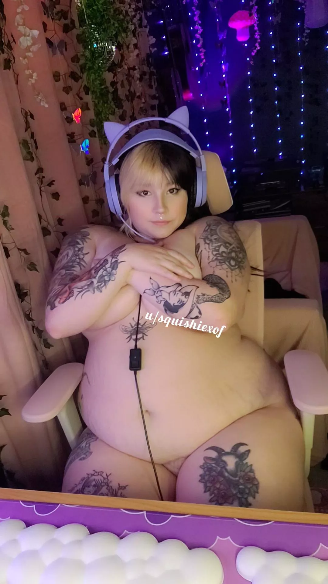 anyone else's gaming room get way too hot? i [f]ound a solution. posted by squishiexof