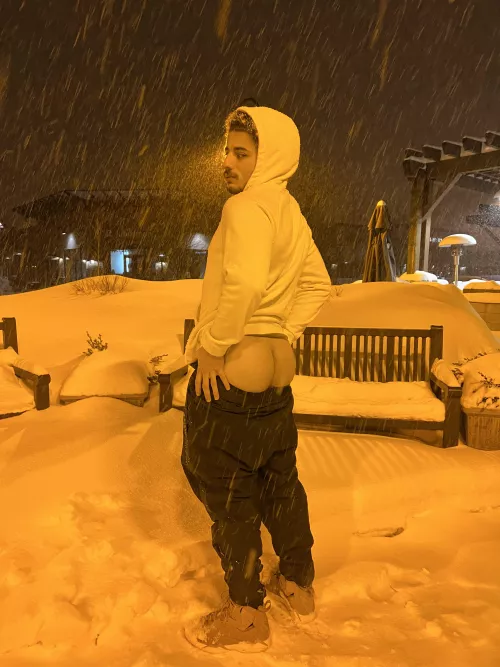 Care to warm up my buns? by AnthonyPParis