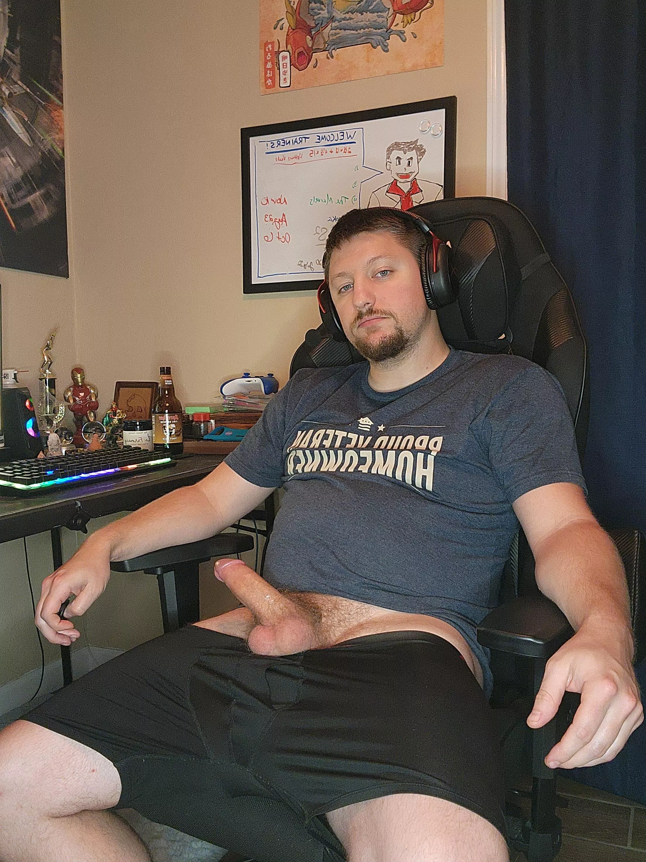 Come sit on me posted by ToolBeltsandDadBods