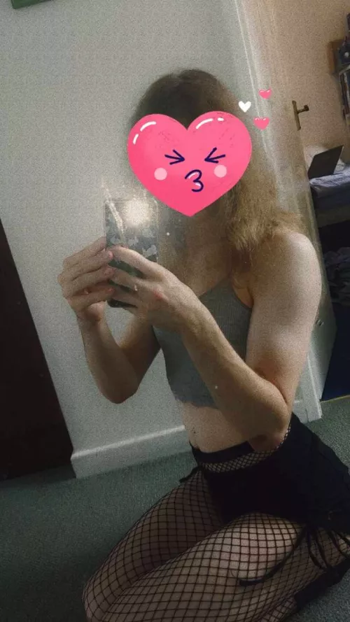 Do I look cute in this outfit? 🖤 by SkrrSkrrSpaghetti