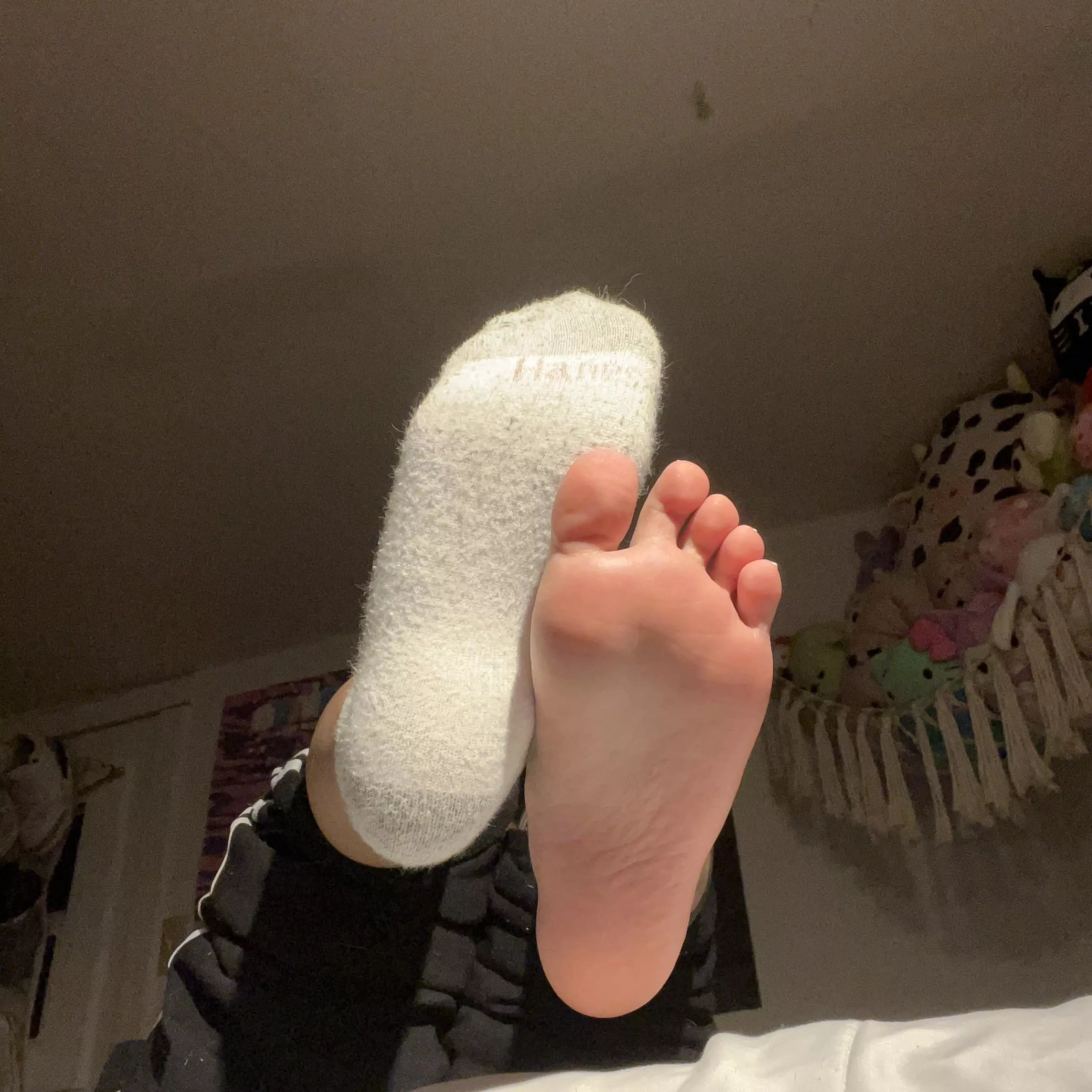 (F) on or off? ✨ posted by cheekymell1