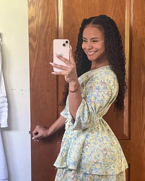 Feeling oh so pretty 18y by ILoveSmilinggBack