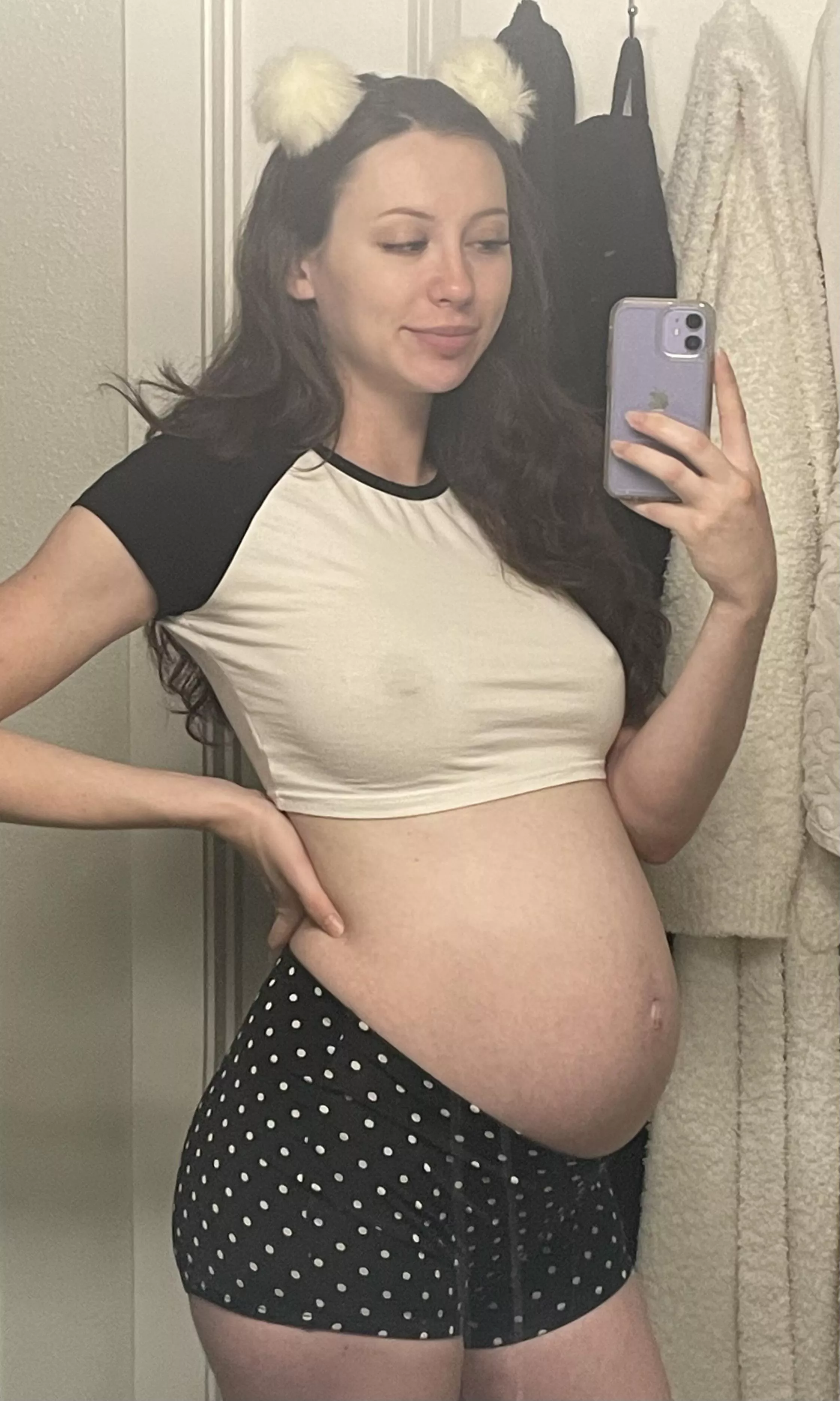 How’s my figure at 9 months pregnant? posted by magisomethin