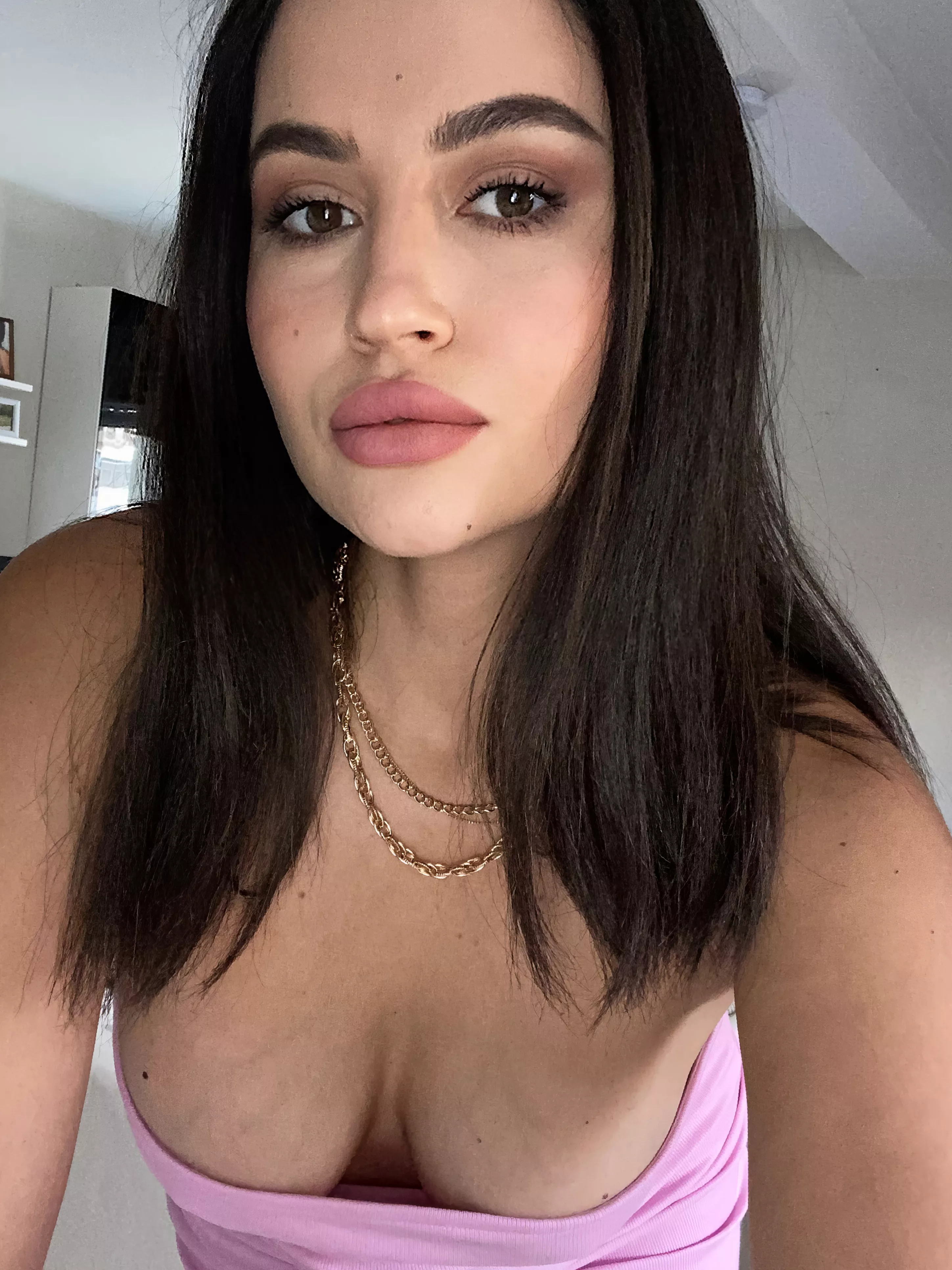 I do have pretty eyes, they're so big... posted by interimThomas