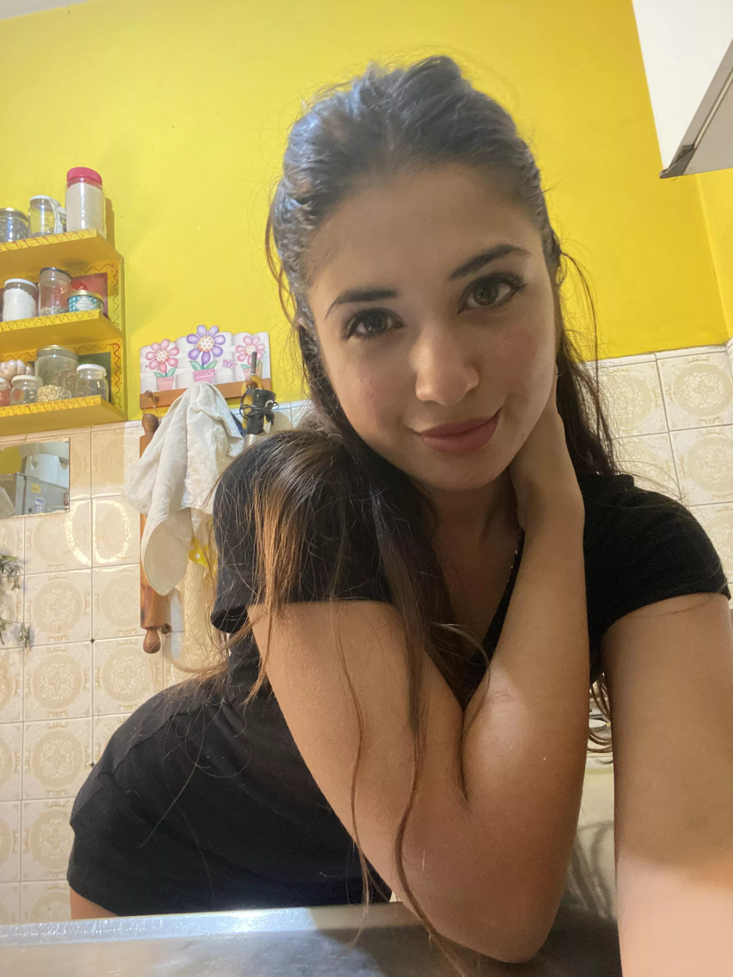 Just felt like dressing up in the kitchen posted by JocoselySift53