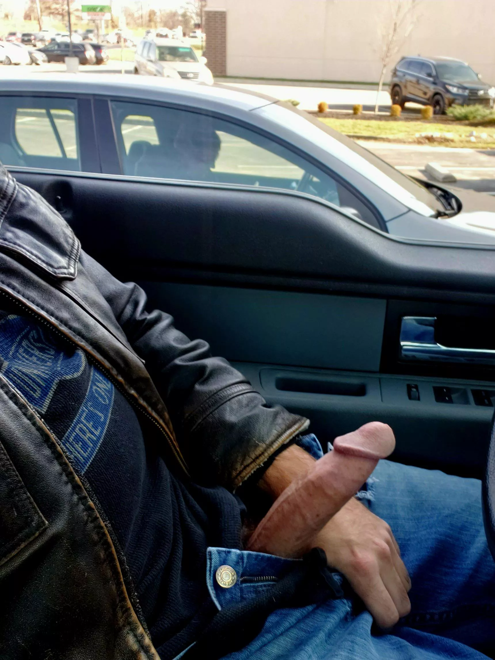 Looks like another happy viewing!!!!!! I love getting caught!!! posted by MrPuBlicShOw