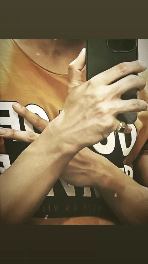 Missed me? by applepays123