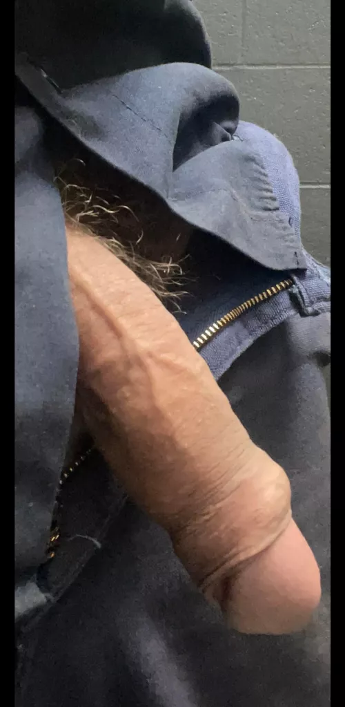 My soft cock. Wanna see how.big it gets? by imnotlimp