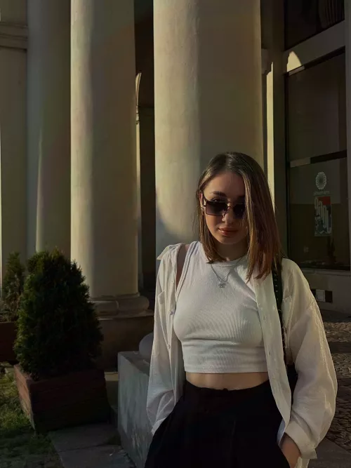 Older guys get me horny by Lolinafg