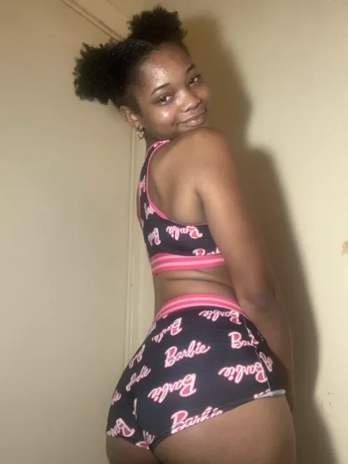 Sexy and adorable the perfect mix by Stormy_babe18