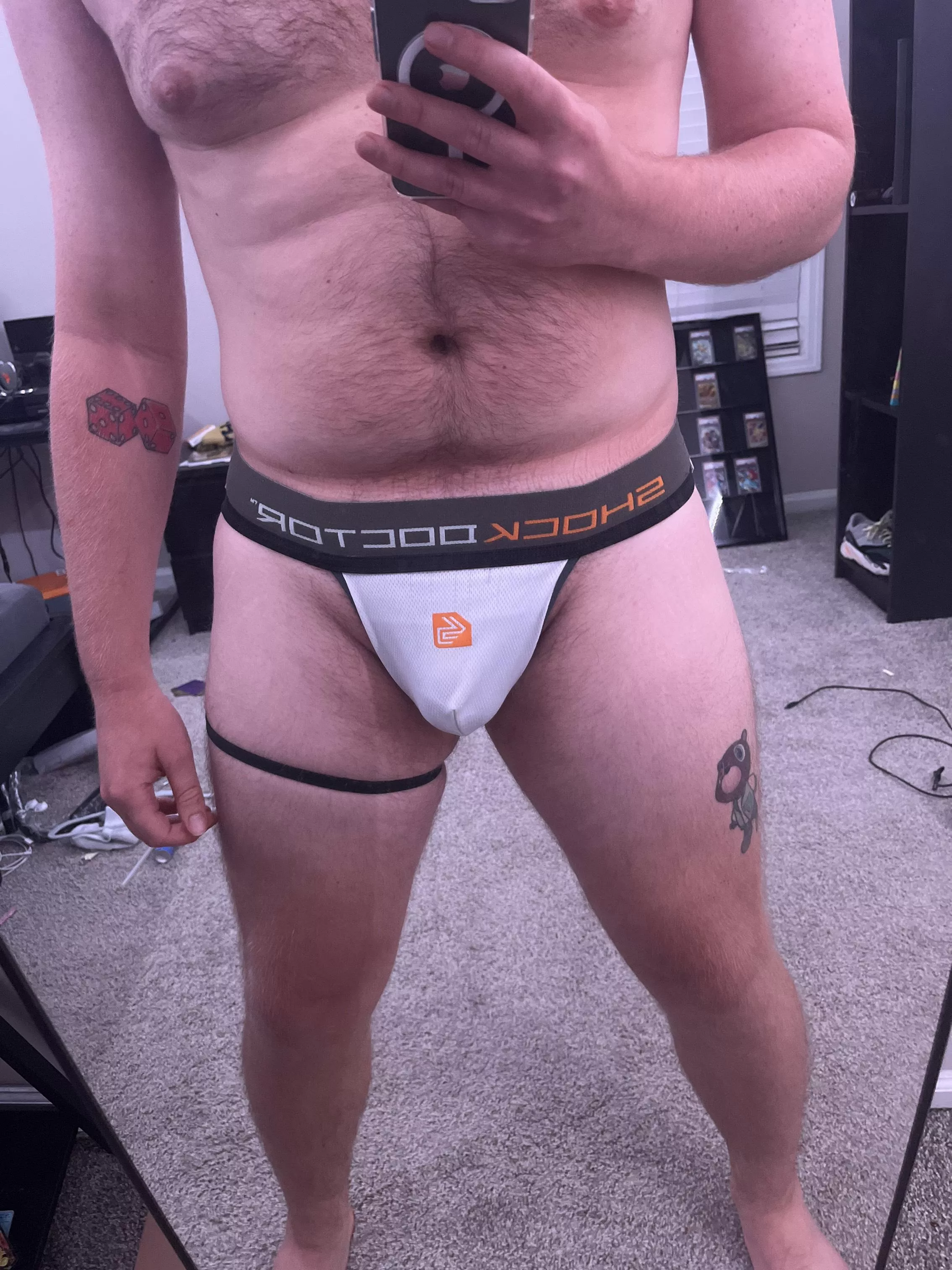 straight but i do love attention lol posted by collegeboy2247