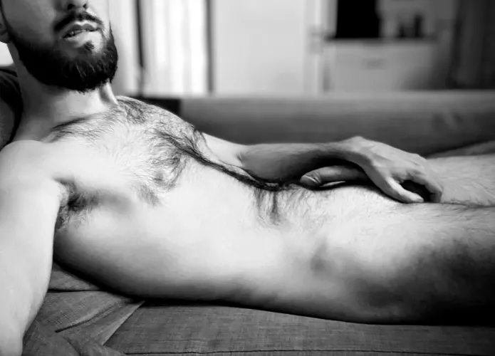 Wanna Netflix & Chill with an uncut 29y French Guy? by ThrowaWayGumClock