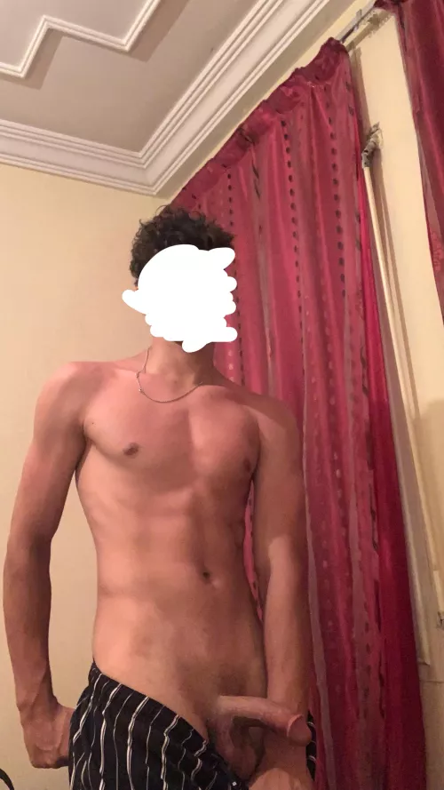 19 yo , any takers? by lem0ngr1b