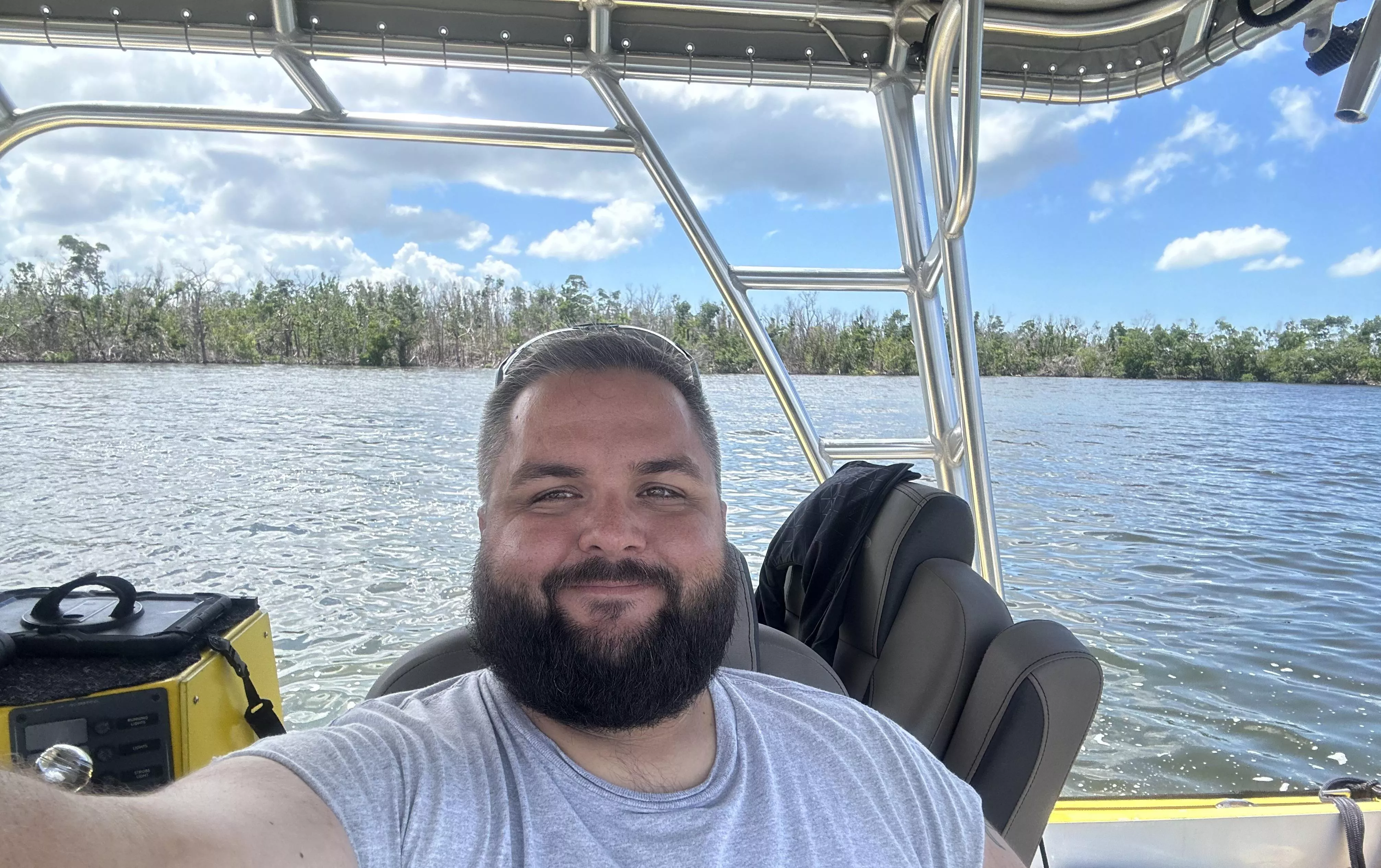 Any ladies on the water want to come say hi? posted by Spartanmedic