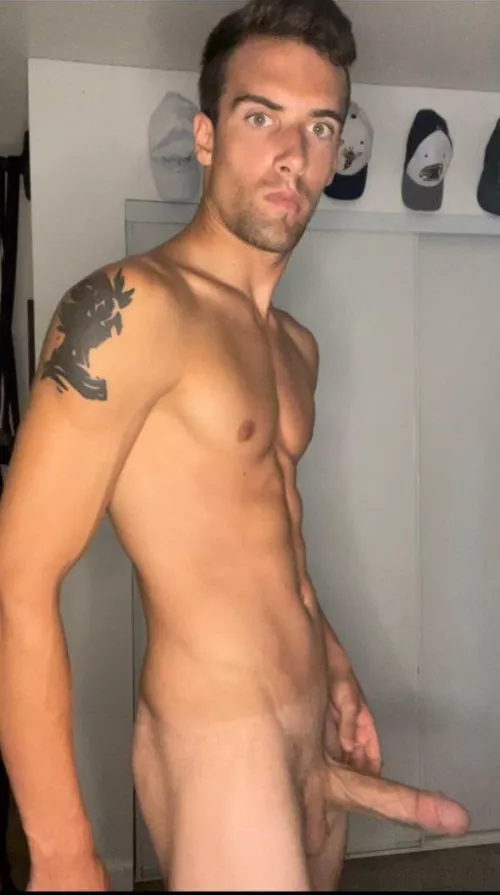 Are skinny guys with big dicks your thing? 🤔 by Kiekeyz