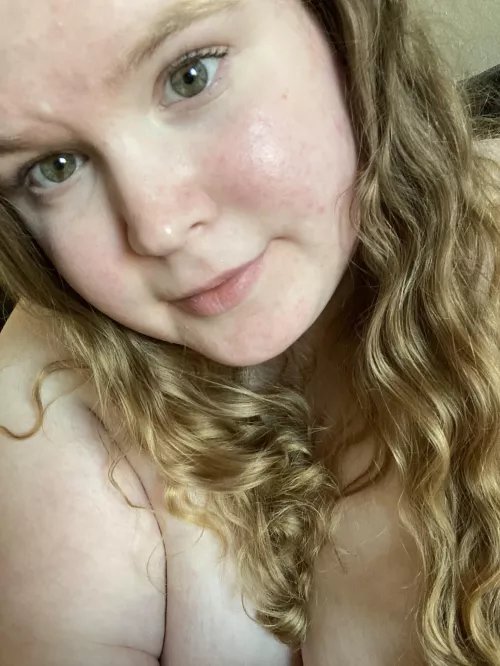 Good morning 💜 by Lizzihart