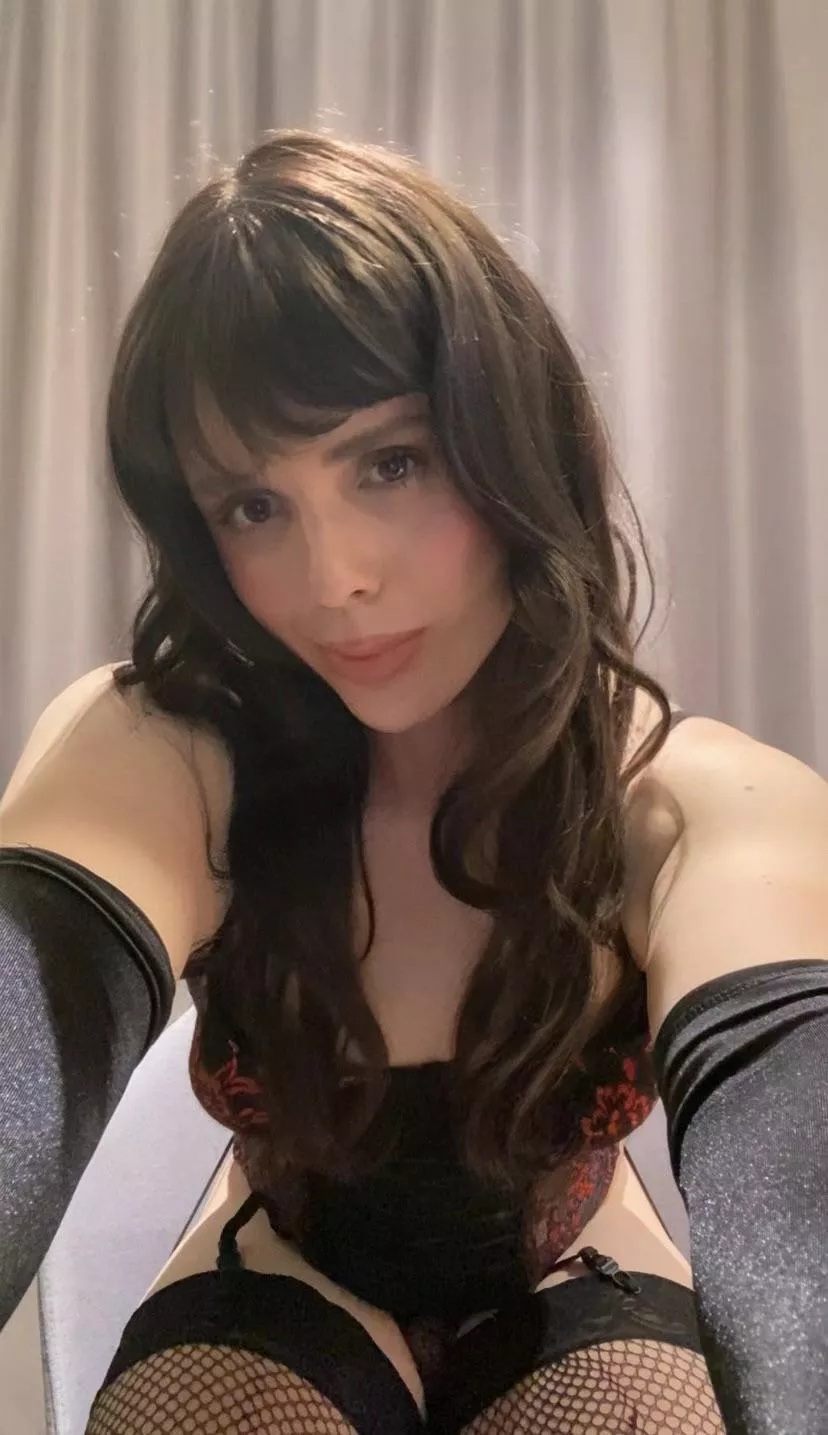 I can be your girl. posted by flyingpigabove