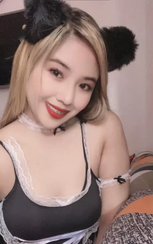 Im a good kitty maid master😻 by LongjumpingAdgh