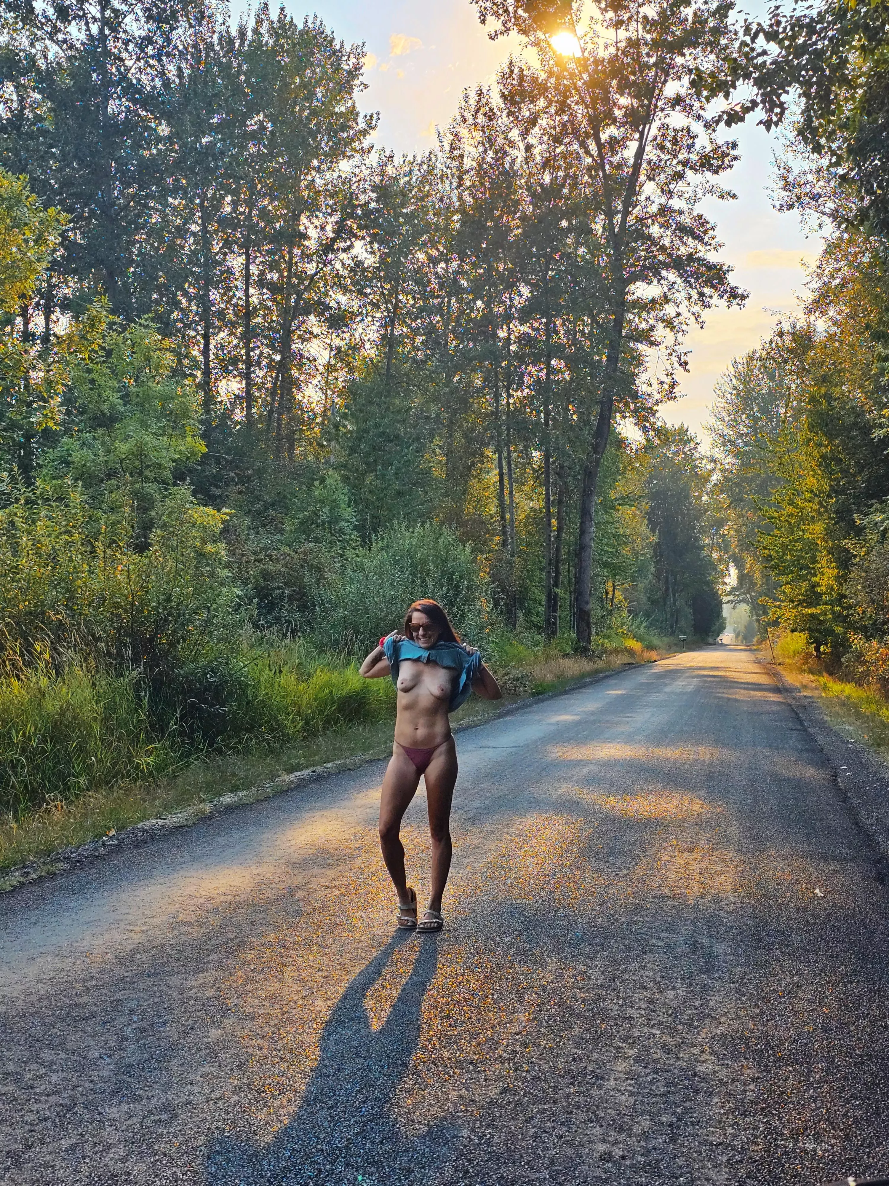 Lost in the middle of nowhere 🍑📷 posted by Booty1020