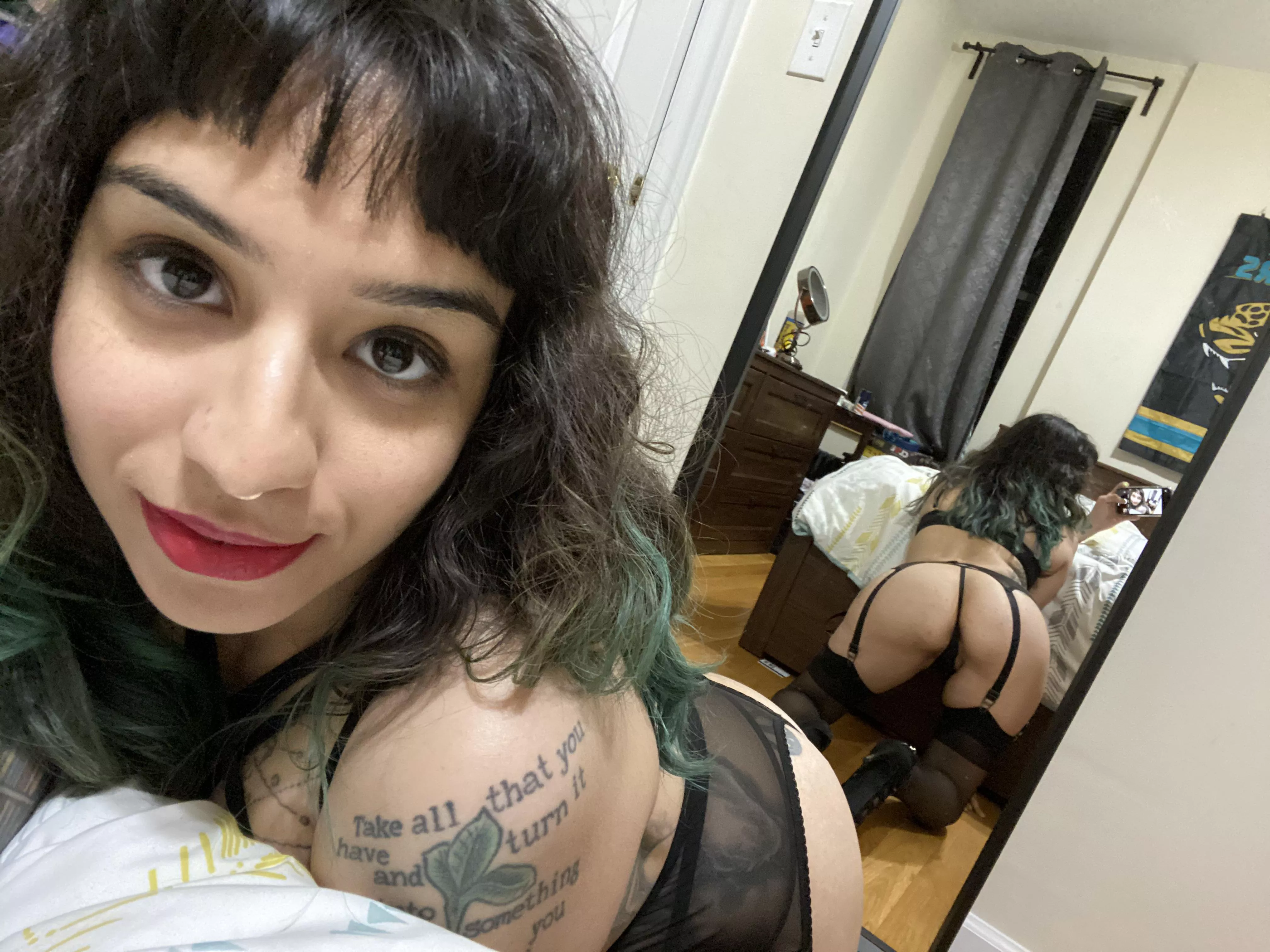 Mirror, mirror. 😋 posted by IslaSteelYourHeart