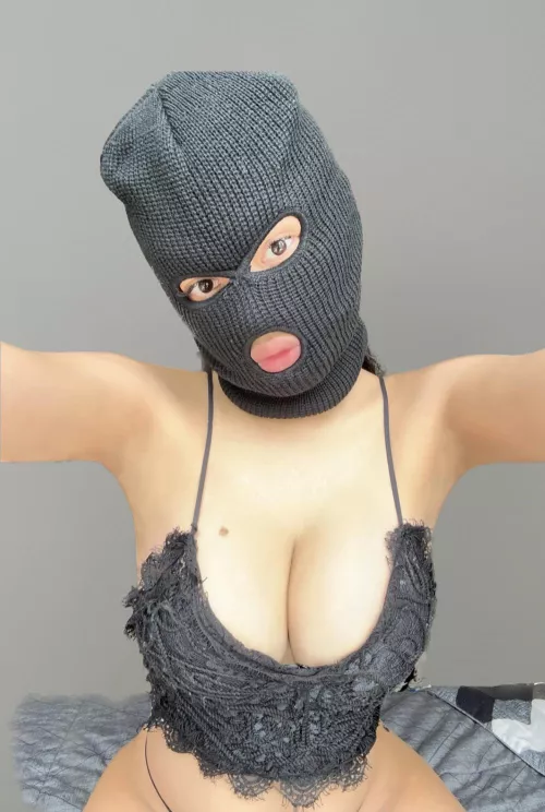 Role play who’s available? by Accomplished-Buy5392