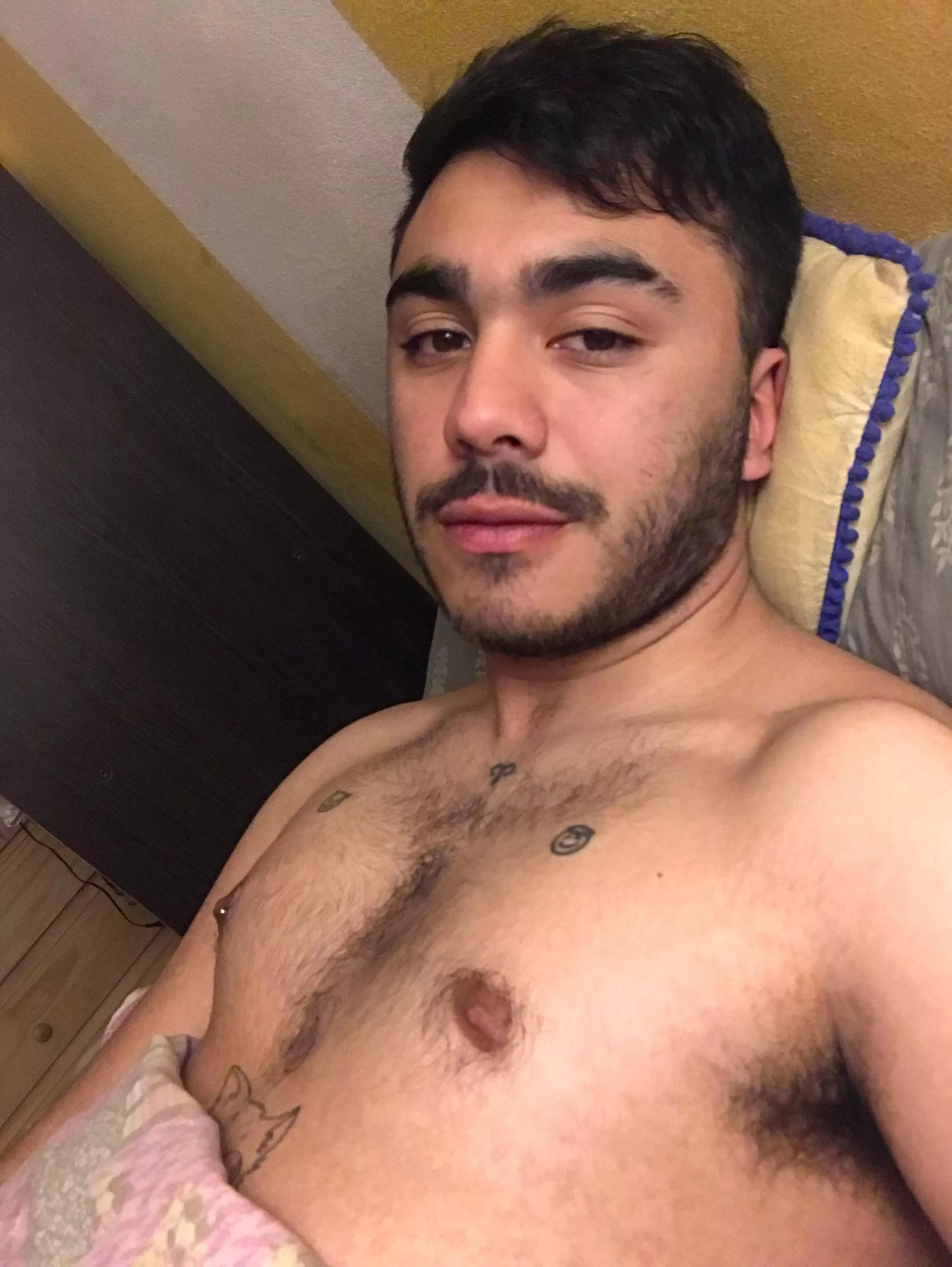 Sleep Wall 🫶😌 posted by Nico-quad