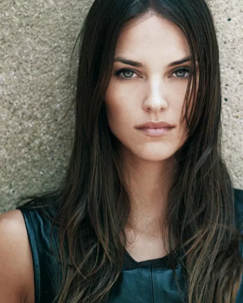 Spanish model Helen Lindes by cliptemnestra