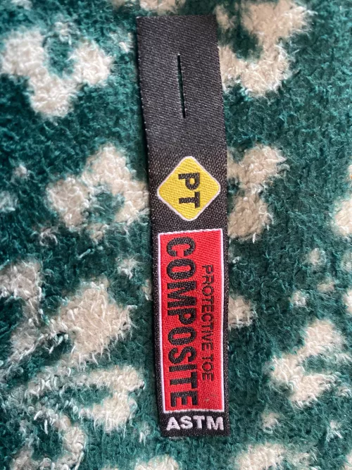 Tag that came on my boots by Emotional_Stuff_9963