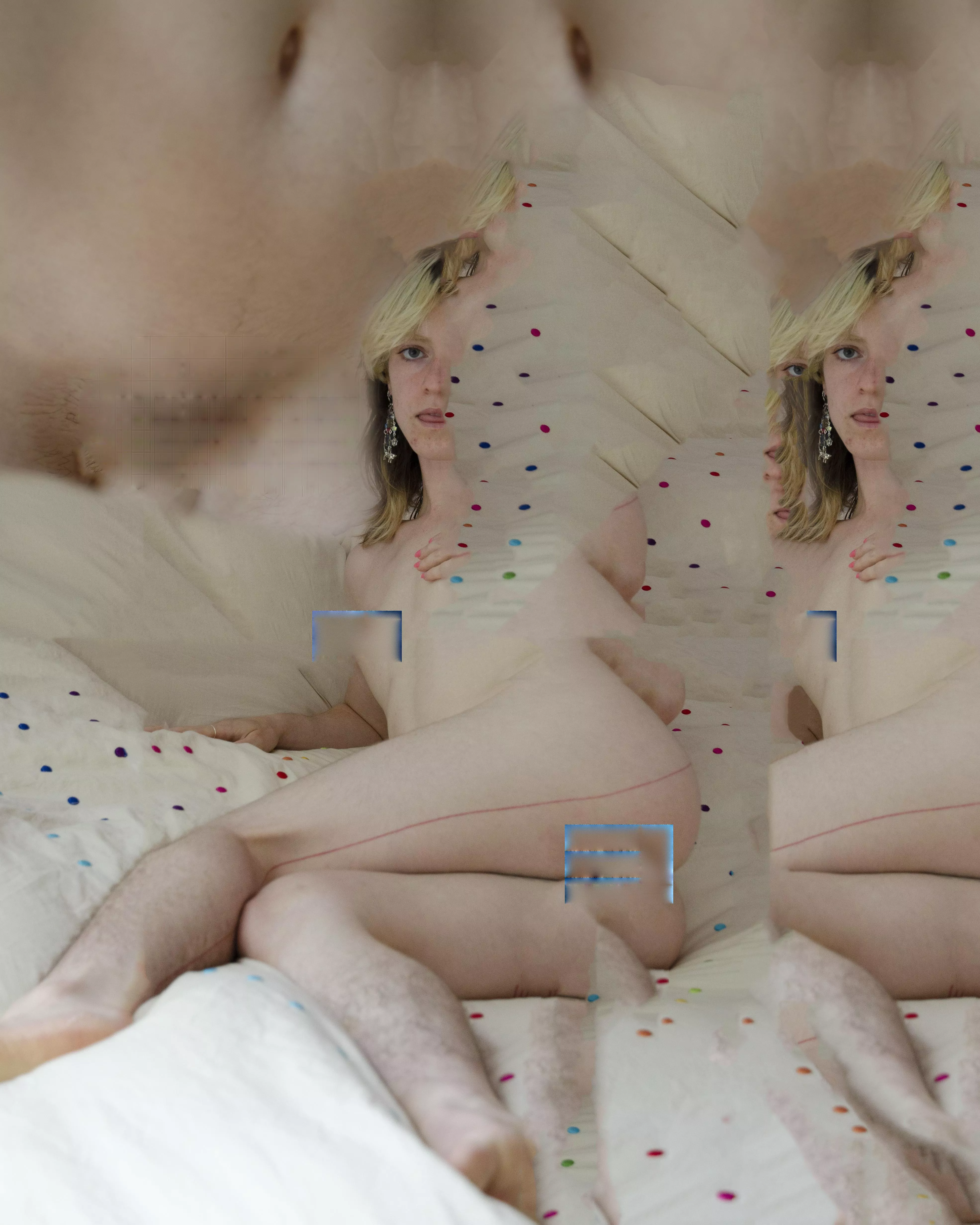 Trying things on photoshop✨ posted by jujuperso