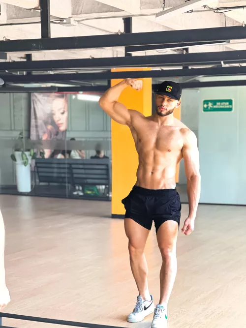 Whats good fam! New here B. 🐺 by bthunderxx