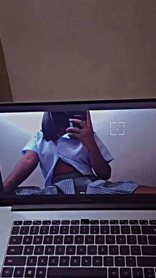 18 year old Filipina 4’5, high school student ❤️ by PinaySaraii