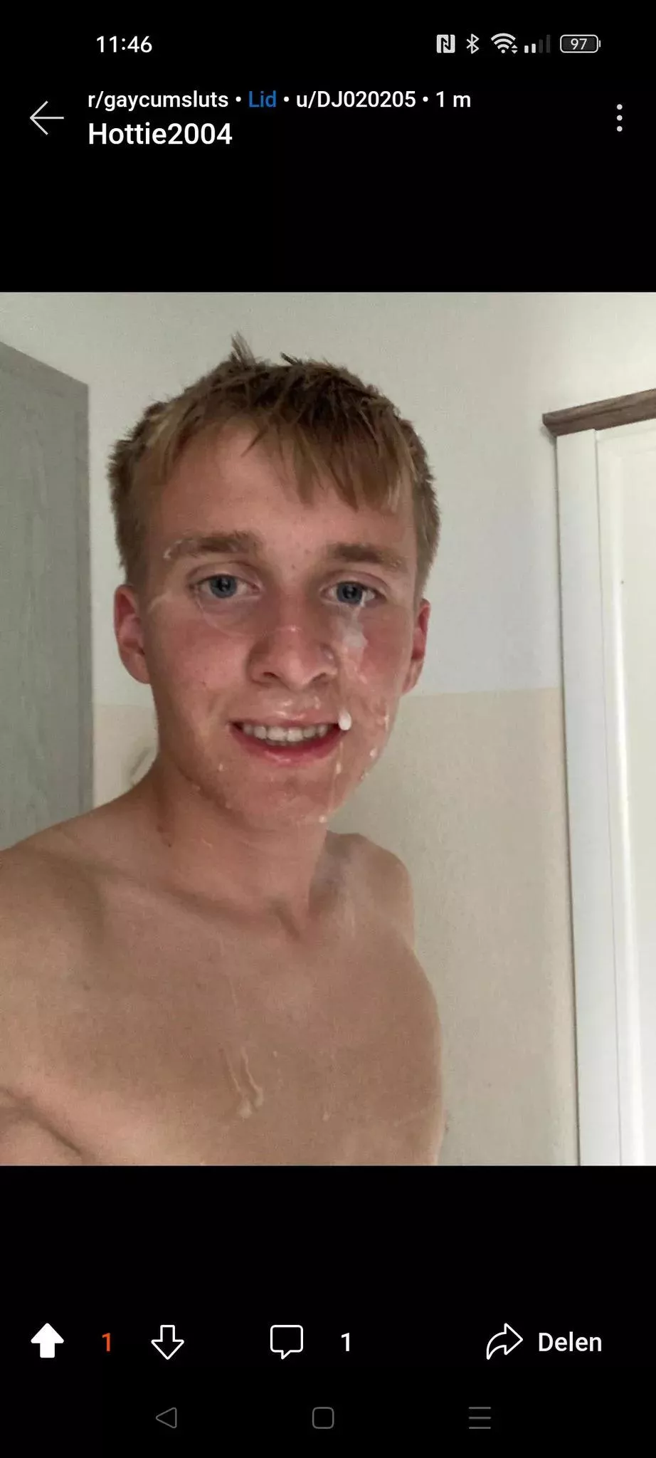 2004hottie posted by PlasticPlane8671