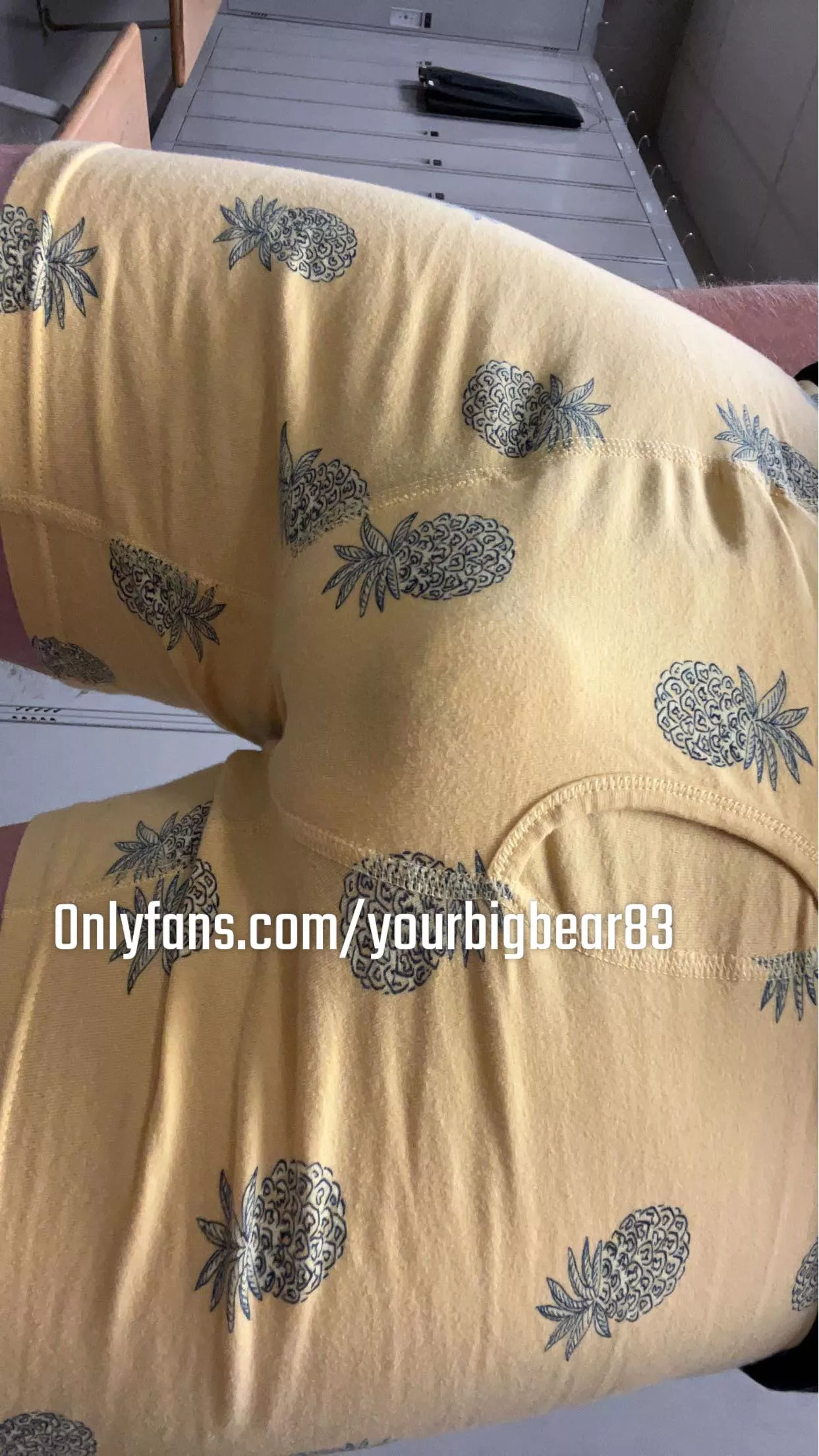 (40) bimale, come play with me posted by Yourbigbearonlyfans