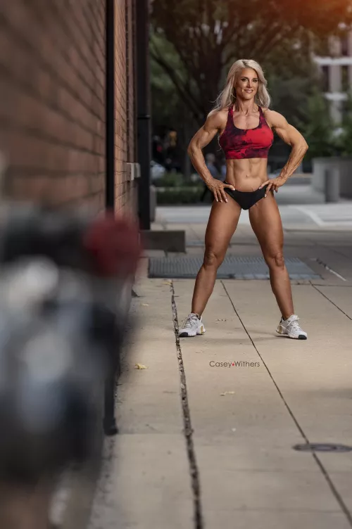 Anna Fine Fit - The shot to crush over... by Annafinefit