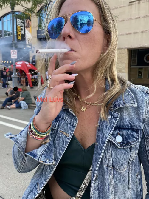 Chain Smoking Mama... by melluvsitall