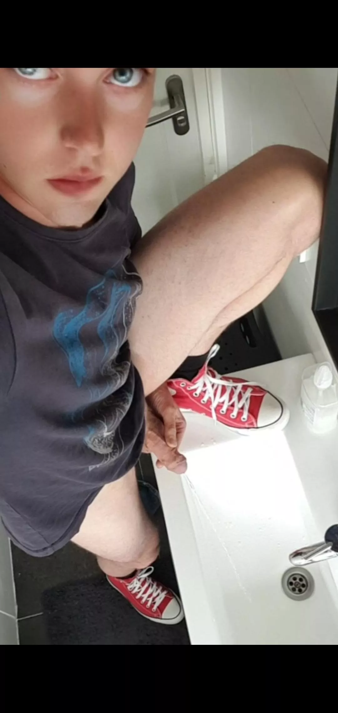 Could not hold it.. posted by Anxious_Fly_9351