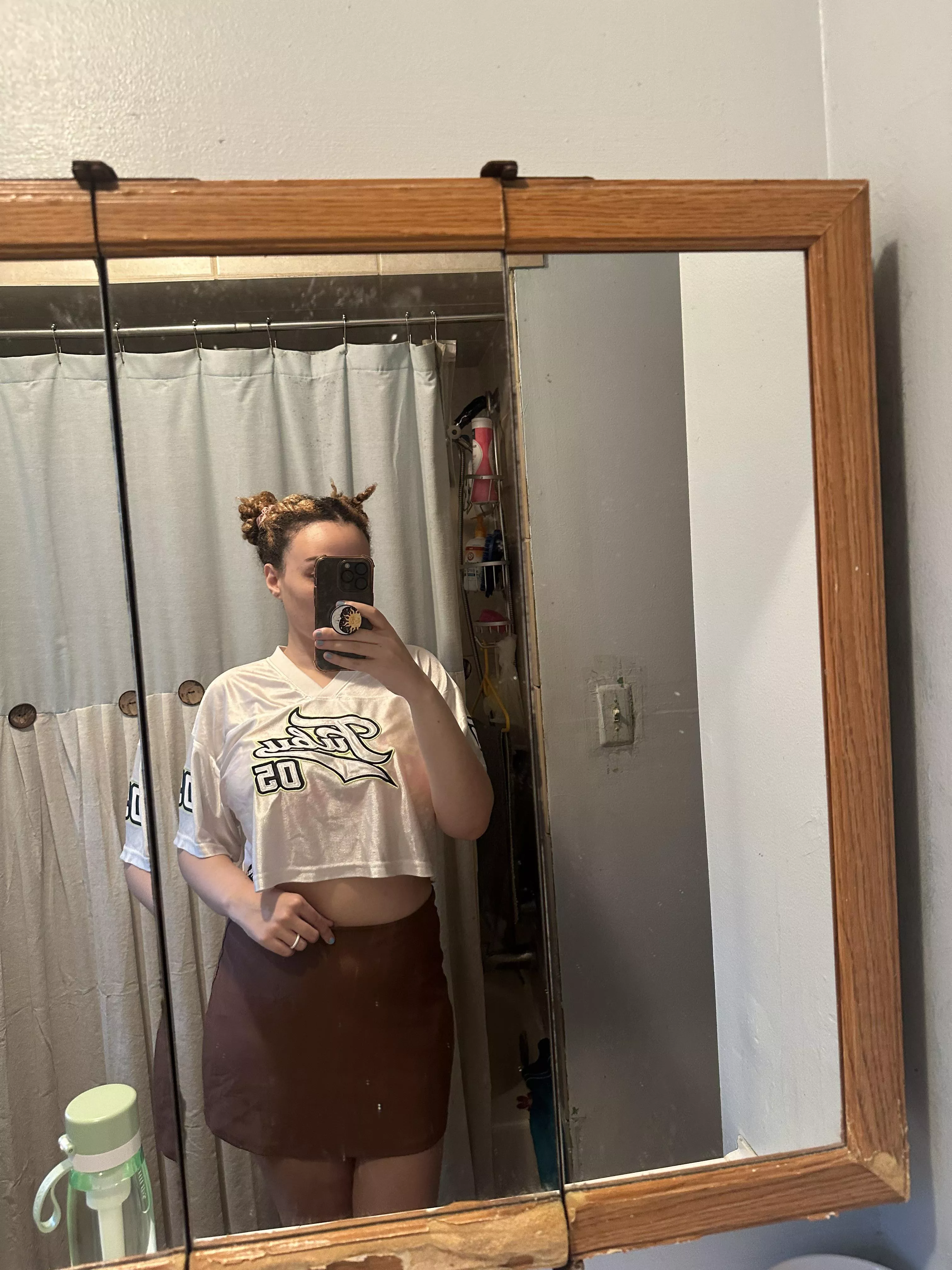 Cute little outfit today @honeybunch_333 posted by Gildedgirl1